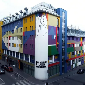 Отель Kolping Zentral
