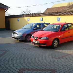 Halász Airport Panzio Magyarország