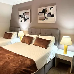Spacious 2 Bedroom In Killarney