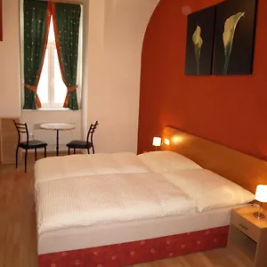 Tal Vienna